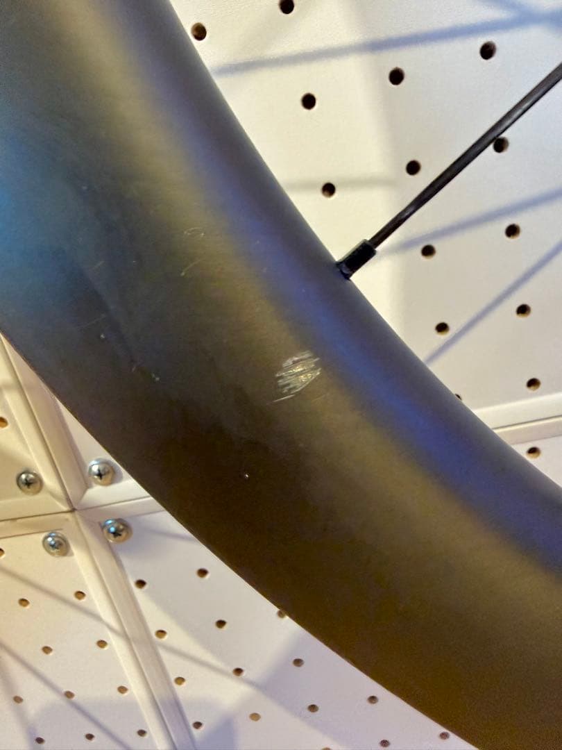 【最終値下げ】送料無料　ICAN カーボンホイールG25