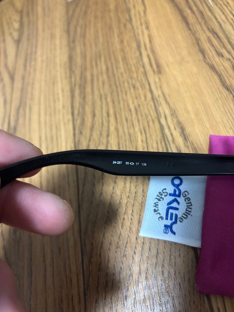 オークリー　フロッグスキン　偏光