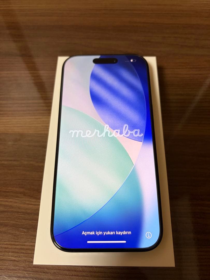 iPhone16 pro 512GBブラックチタニウム SIMフリー おまけ付き