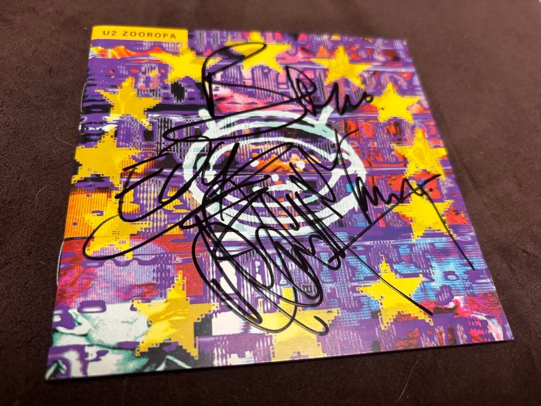 レア　u2 直筆サインCD bono edge Larry adam