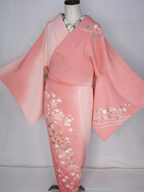 未着用に近い！美品＊滝泰謹製＊絞り＊菊＆桜＊総柄＊訪問着＊１６０ｃｍ＊裄６９