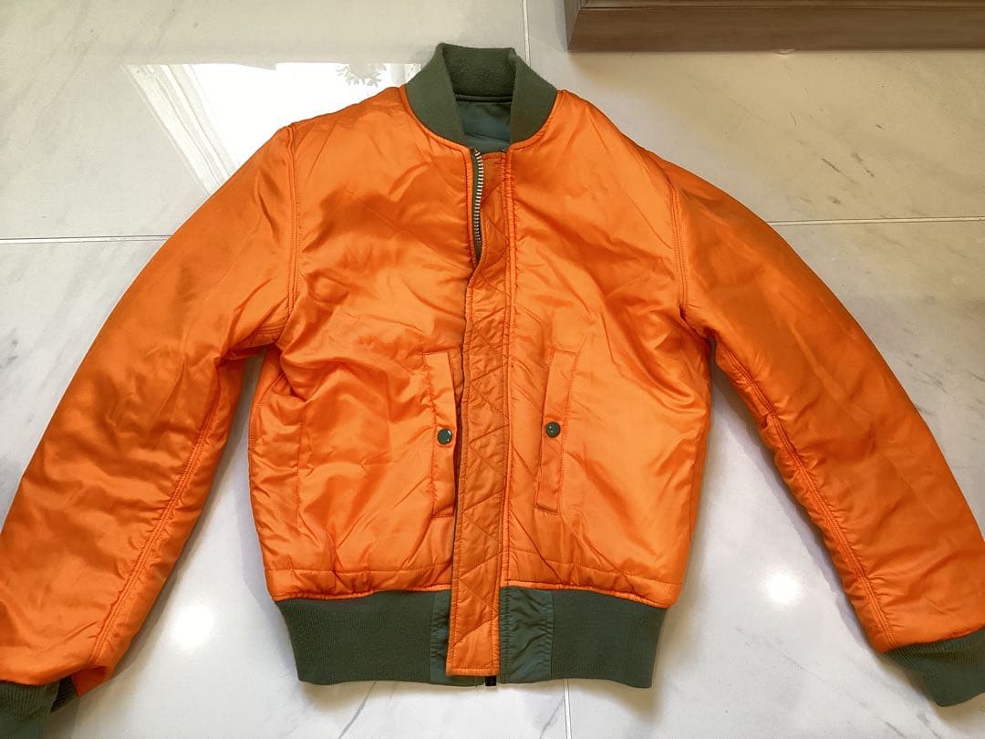 ALPHA MA-1 フライトジャケット リバーシブル　セージグリーン/オレンジ