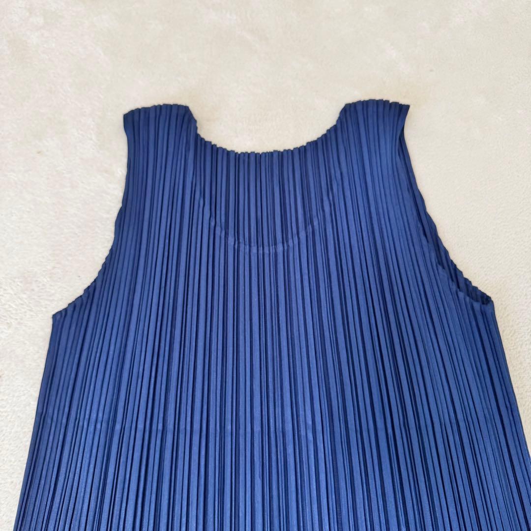 美品✨PLEATS PLEASE プリーツ　ネイビー　ノースリーブ　サイズ3