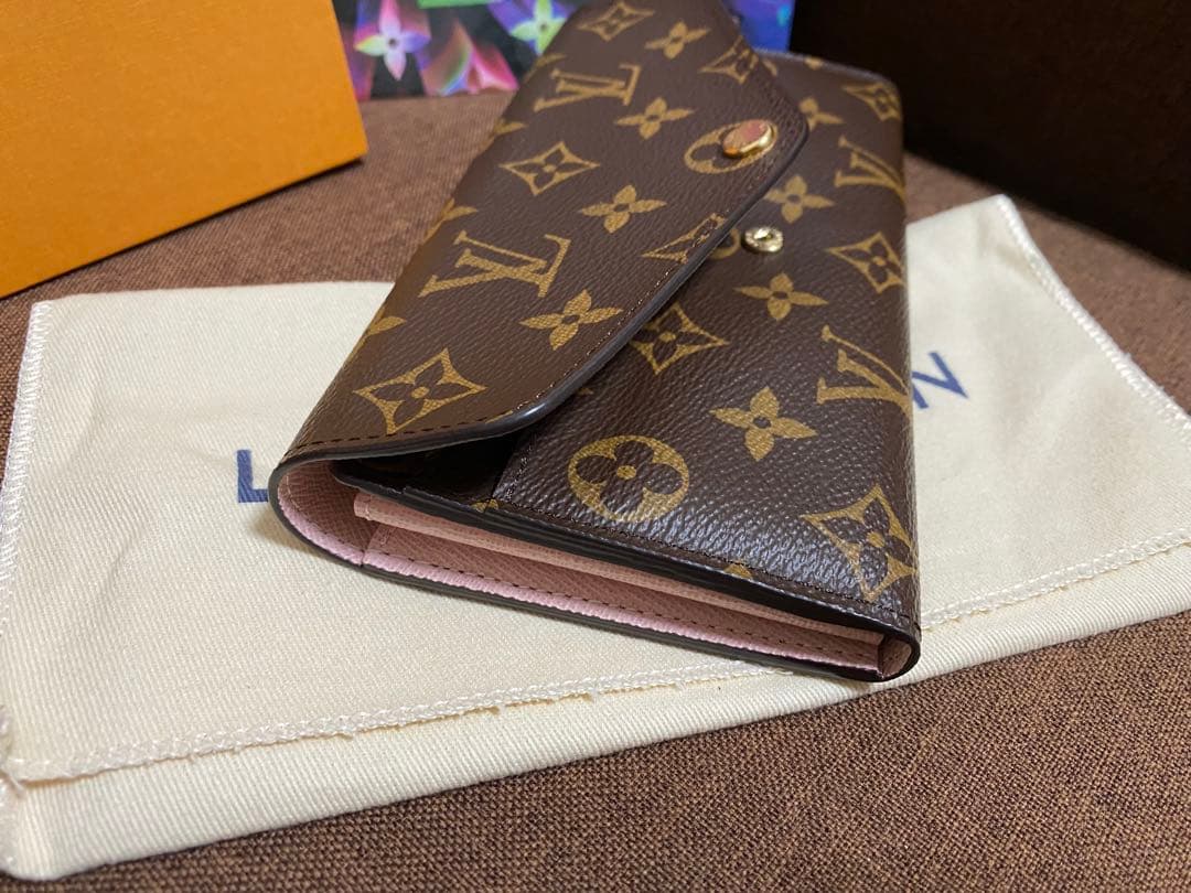 ルイヴィトン　ポルトフォイユ・サラ モノグラム ローズ・バレリーヌ 長財布