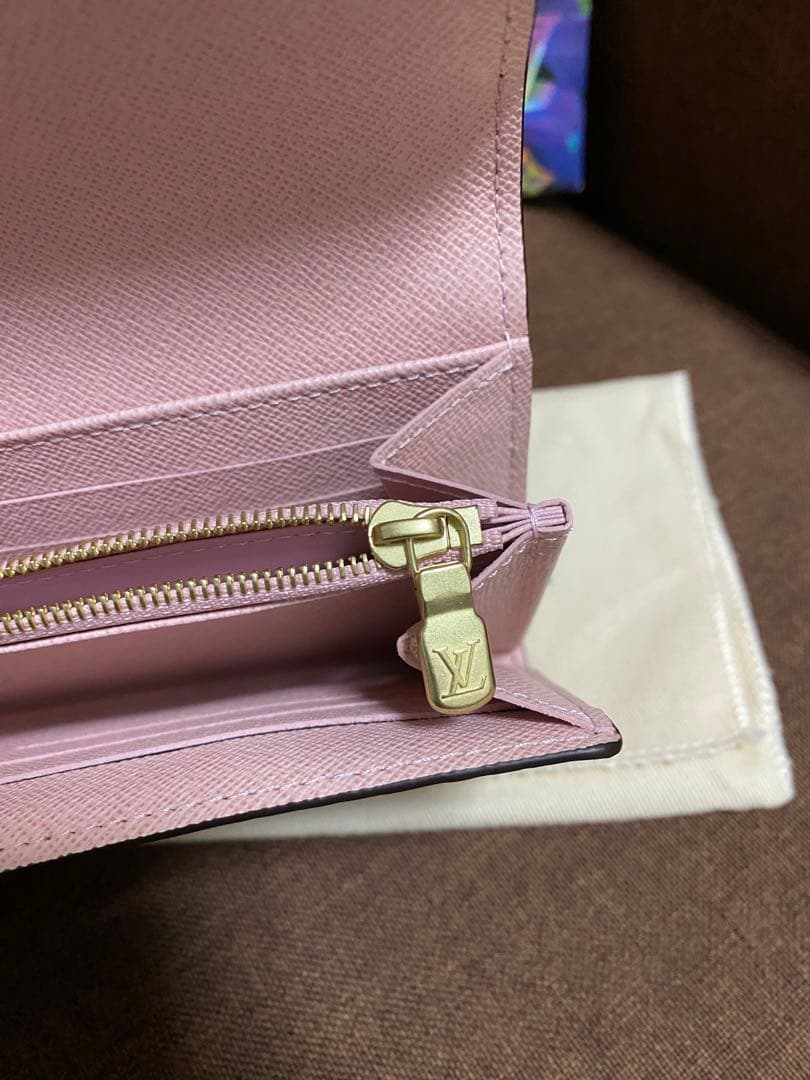 ルイヴィトン　ポルトフォイユ・サラ モノグラム ローズ・バレリーヌ 長財布