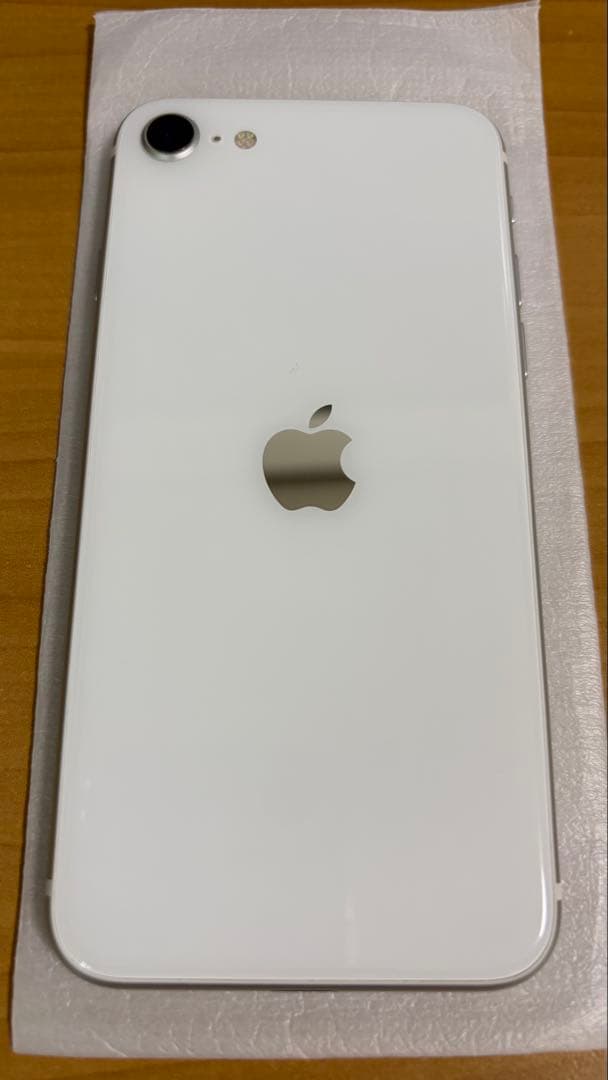 バッテリー最大容量100%！iPhoneSE2 64GB ホワイト