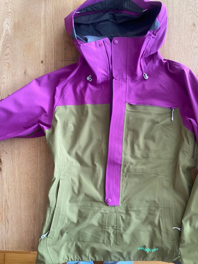 パタゴニア　ゴアテックス　　スノボーウェア　recco