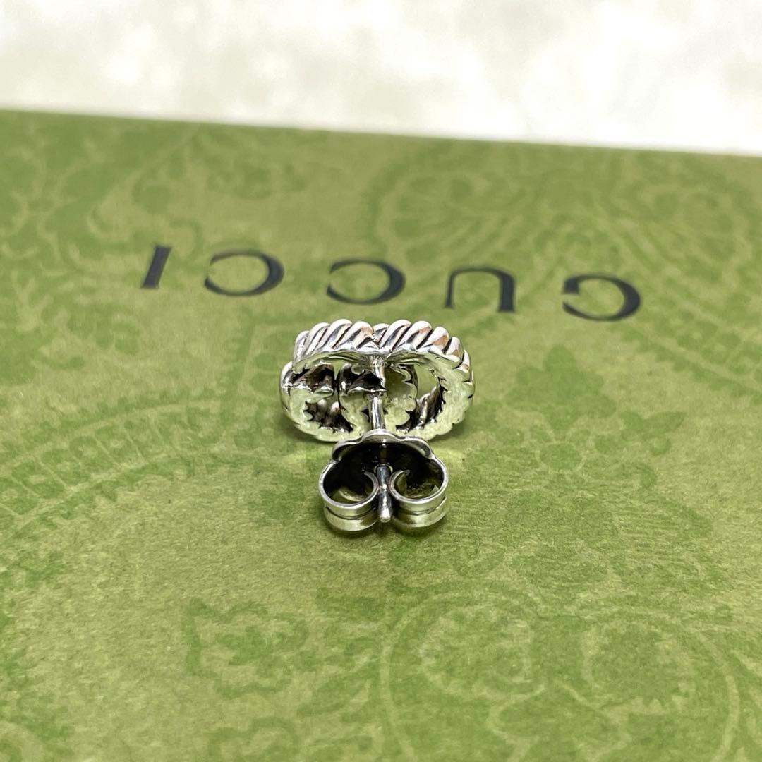 【極美品】グッチ　マーモントGG ツイストピアス片耳　シルバー925 燻