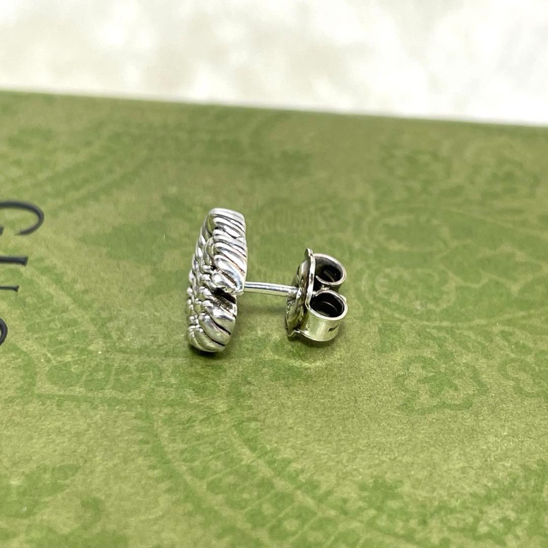 【極美品】グッチ　マーモントGG ツイストピアス片耳　シルバー925 燻
