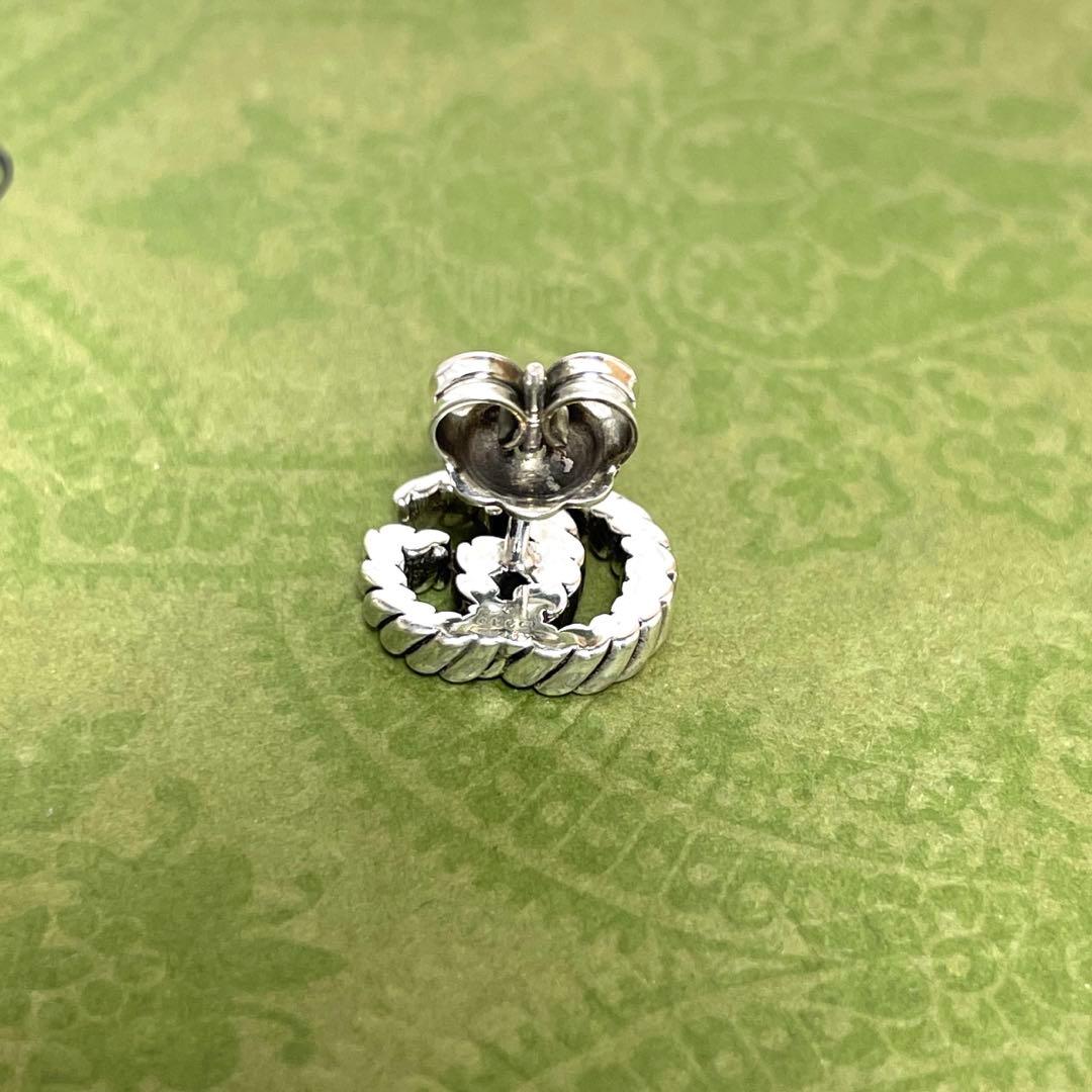 【極美品】グッチ　マーモントGG ツイストピアス片耳　シルバー925 燻