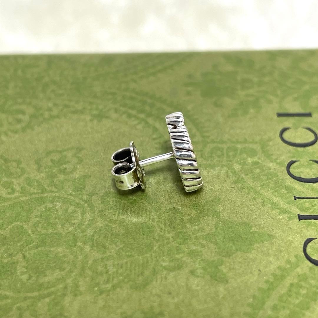 【極美品】グッチ　マーモントGG ツイストピアス片耳　シルバー925 燻