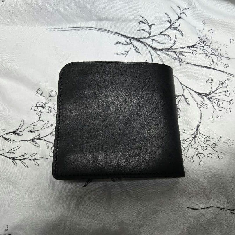 STUDIUM POKET 黒 二つ折り財布