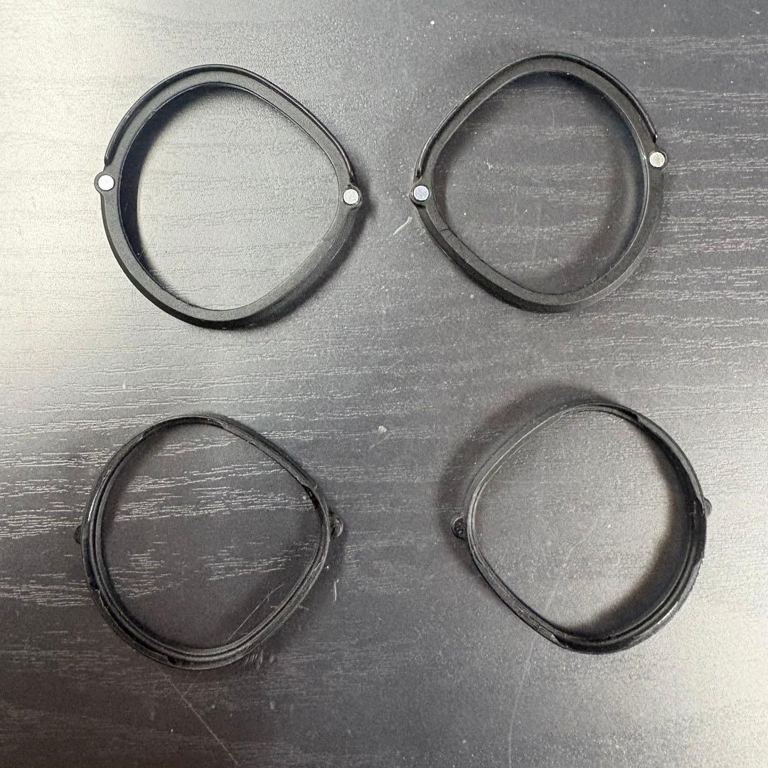  Quest2本体＋充電ドック＋レンズ枠＋イヤホン