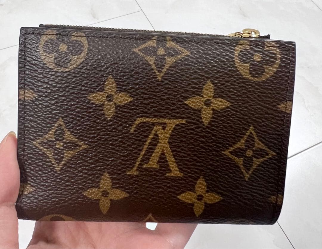 ルイヴィトン折り財布　(正規品)