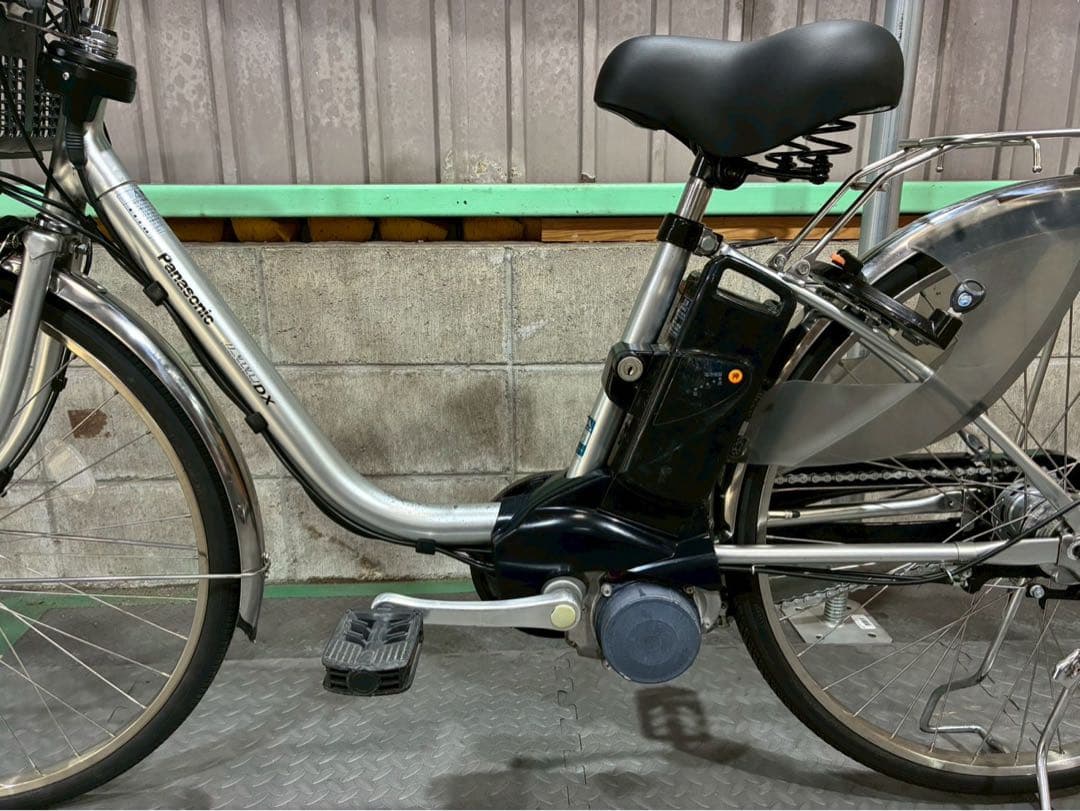 №8476 電動自転車　パナソニック　ビビDX 26インチ シルバー