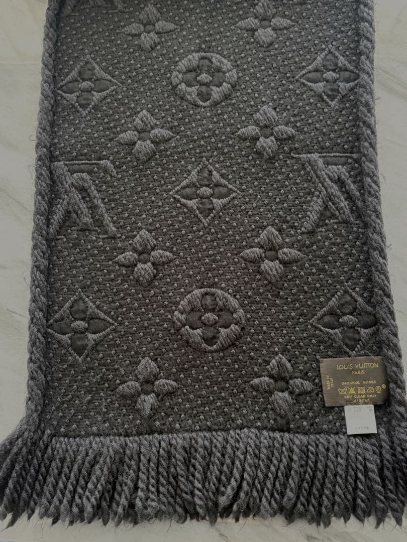 専用→ルイ・ヴィトン LOUIS VUITTON ブラック マフラー ロゴマニア