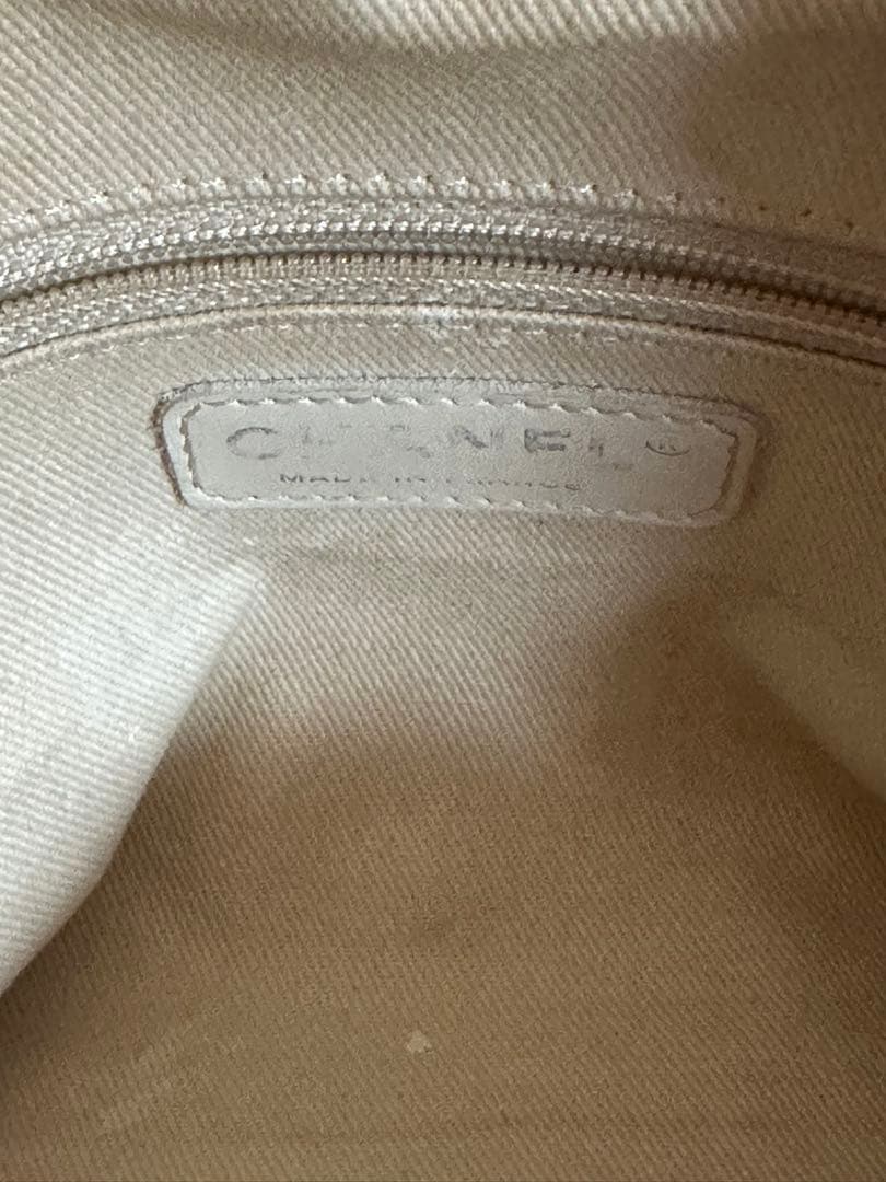 CHANEL ビッグロゴ　チェーン　ショルダー　トートバッグ　白　ココマーク