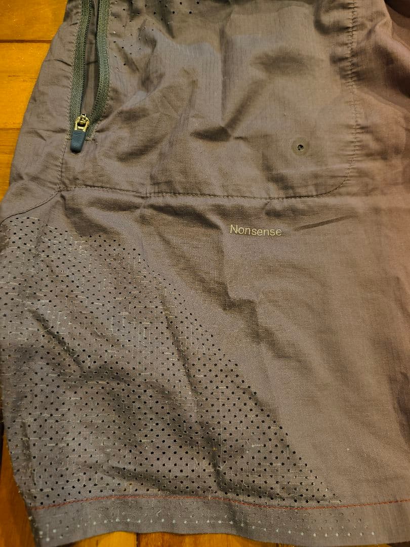 c*m様 GYAKUSOU ナイキ　ランニングショーツ レッド/グレー