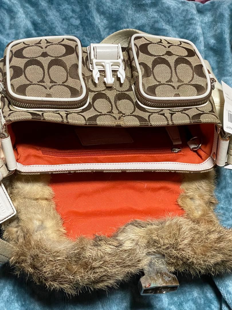 期間限定価格　COACH コーチ ショルダーバッグ ラビットファー付き