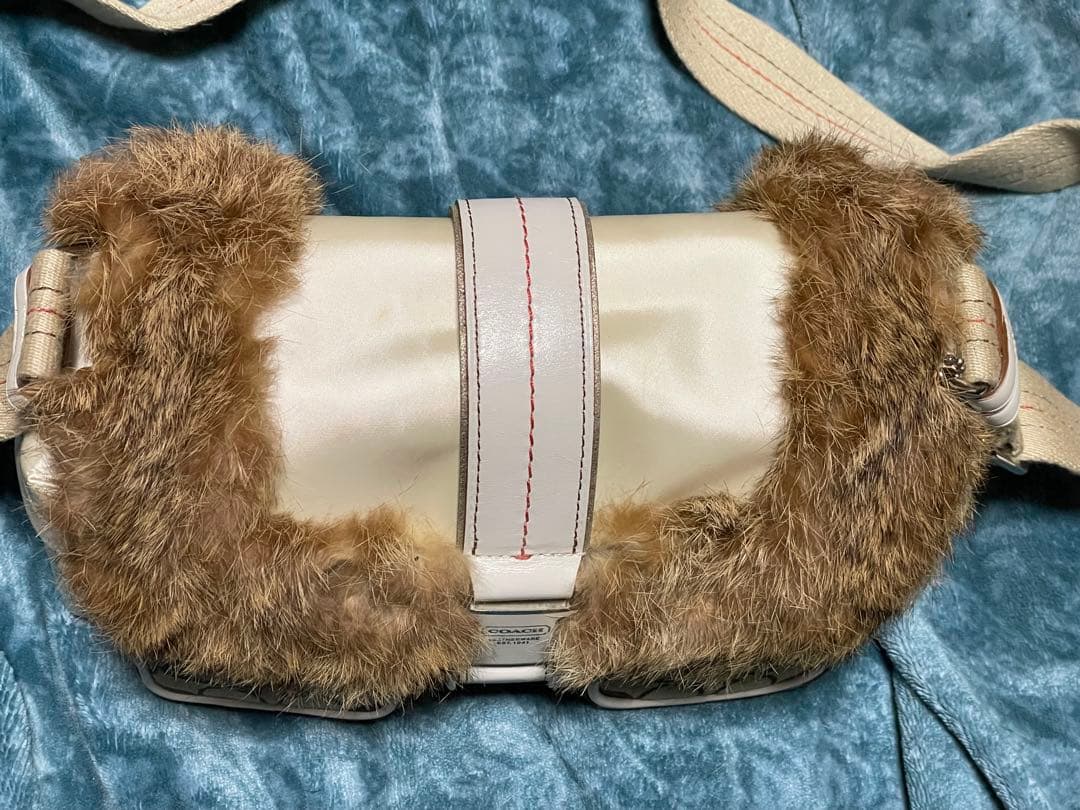 期間限定価格　COACH コーチ ショルダーバッグ ラビットファー付き