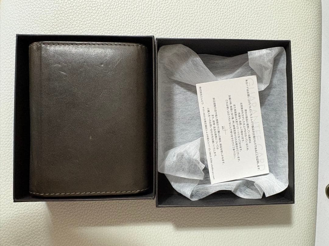 【使用半年】m+ エムピウ ミッレフォッリエⅡ P30 グリージョ 正規品