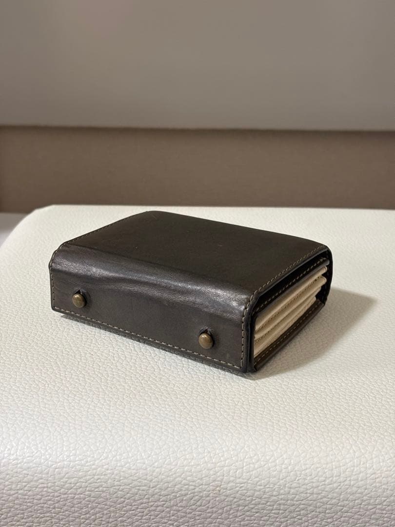 【使用半年】m+ エムピウ ミッレフォッリエⅡ P30 グリージョ 正規品