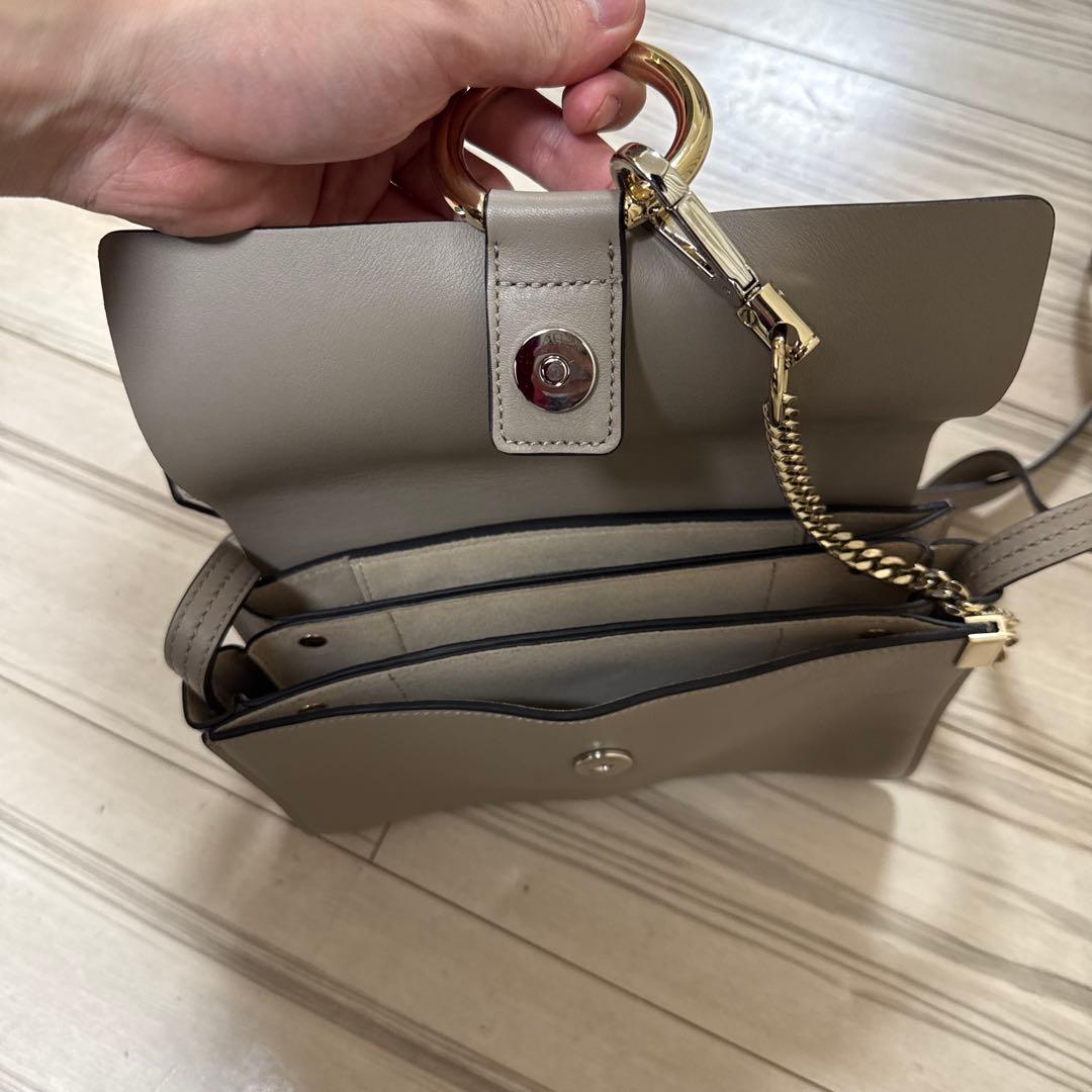 Chloé クロエ　ショルダーバッグ グレー　スエード