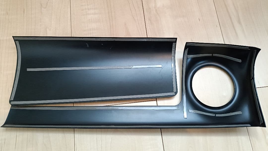 キャラバン　インテリアパネル4P　ピアノブラック