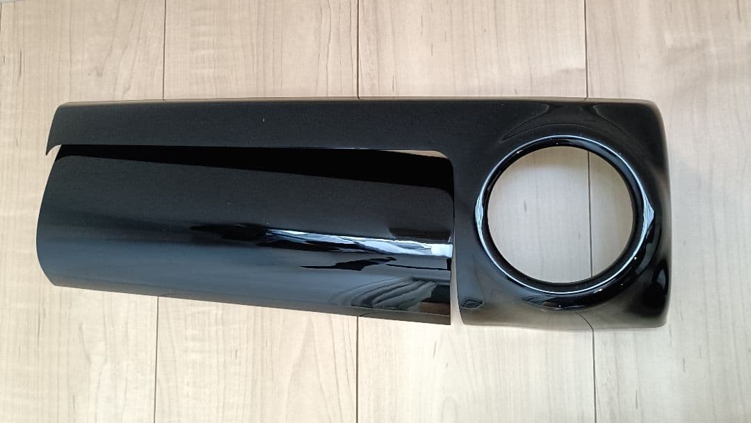 キャラバン　インテリアパネル4P　ピアノブラック