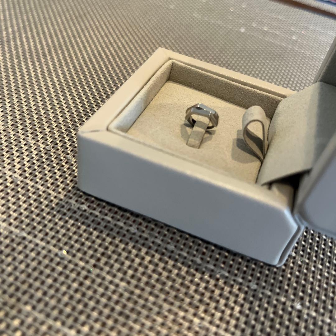 東原亜希さん着用　アンティフェール 18Kホワイトゴールド ミニピアス(片耳用)