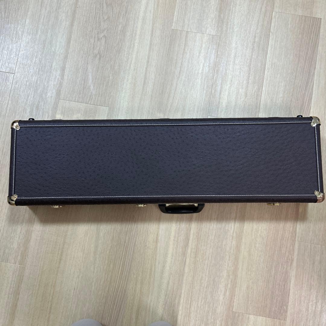 三線セット（赤と黒と桃色、チューナー付き）