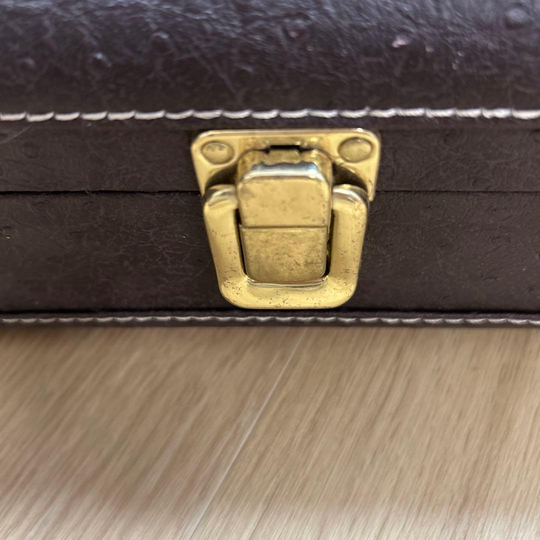 三線セット（赤と黒と桃色、チューナー付き）