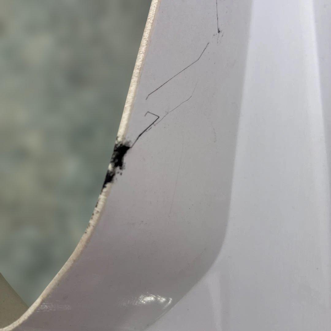 マグザムフロントエアロカウル 社外品