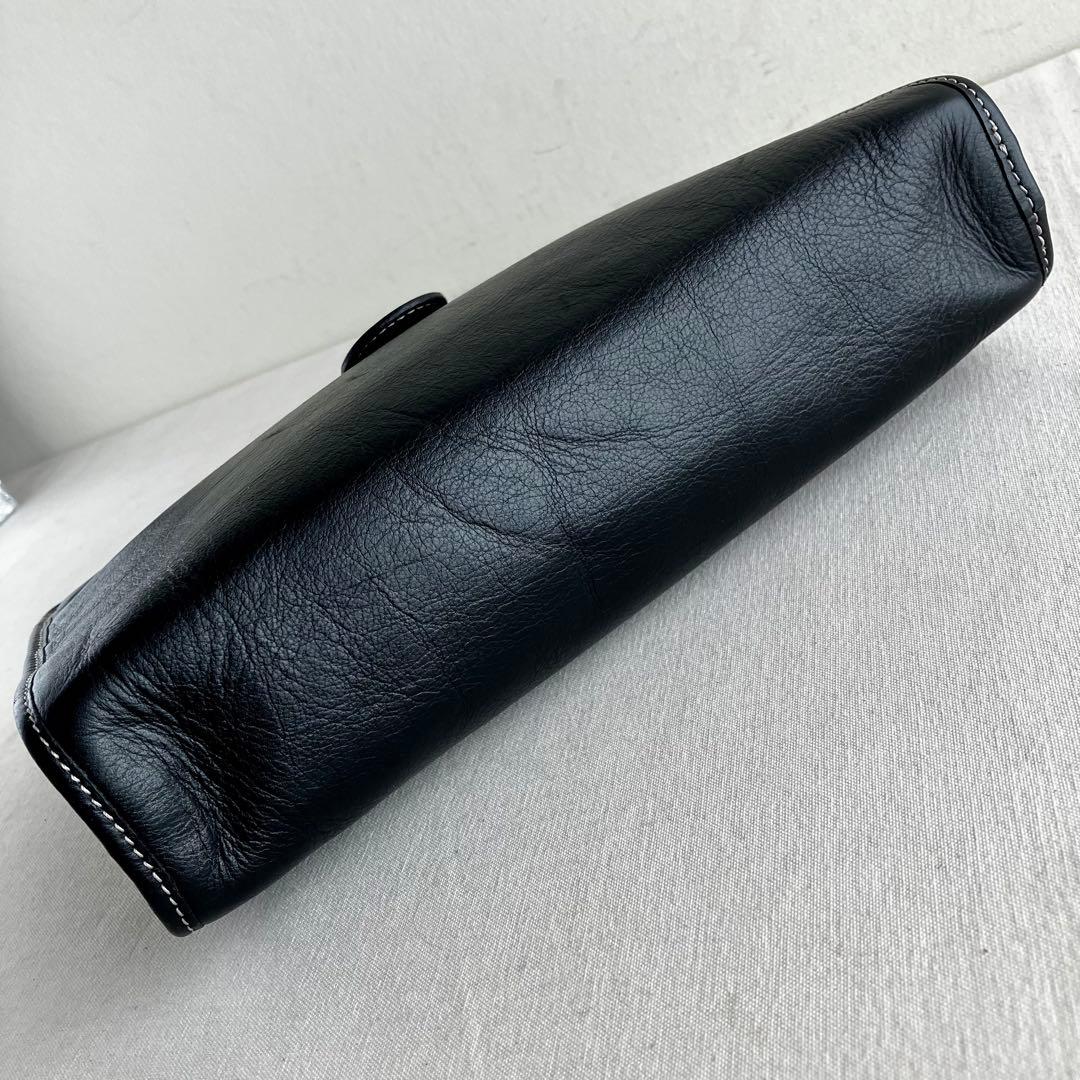 バッグ Celine Vintage Black Leather Pouch Bag