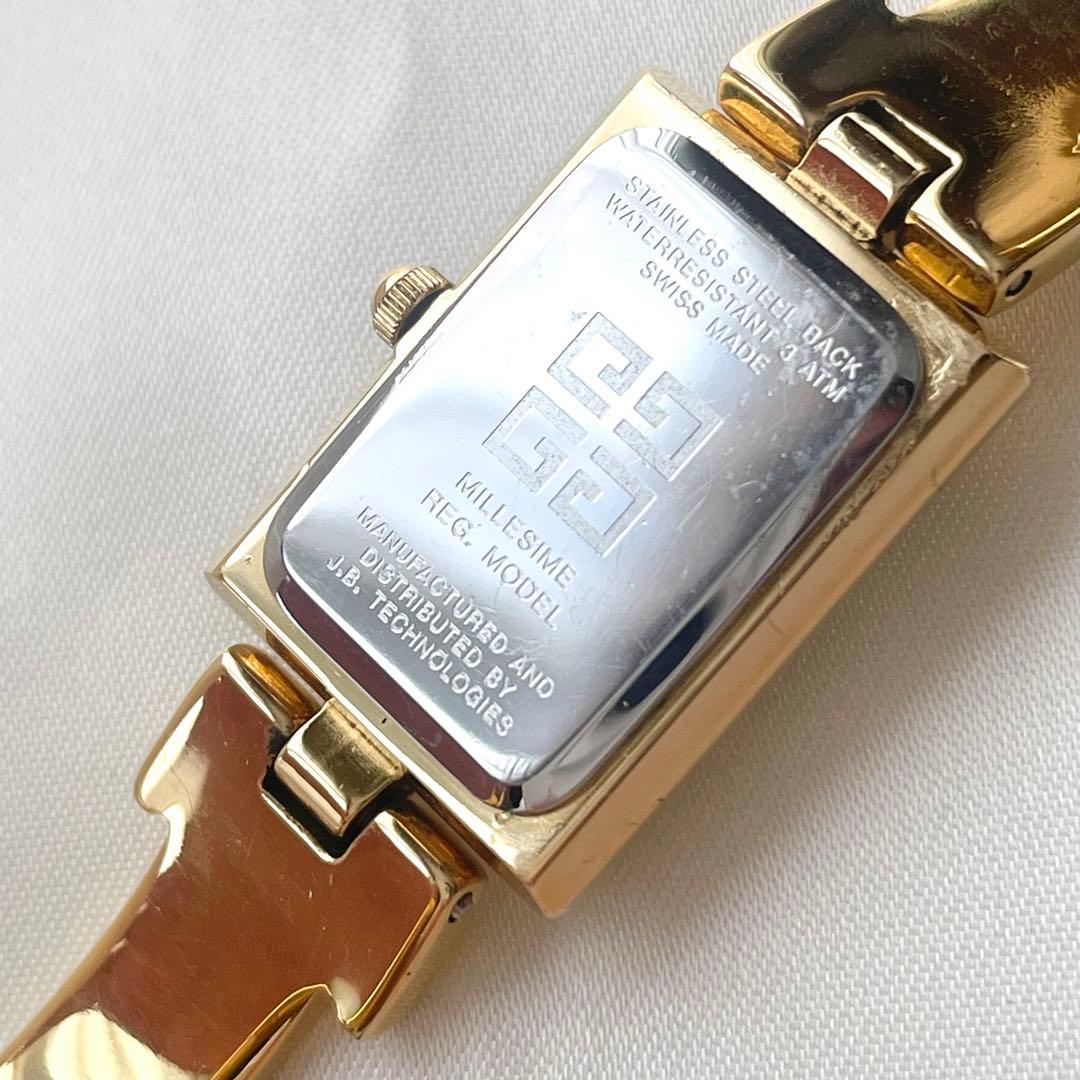 GIVENCHY ジバンシィ 時計 レディース バングル　2Pダイヤ ゴールド