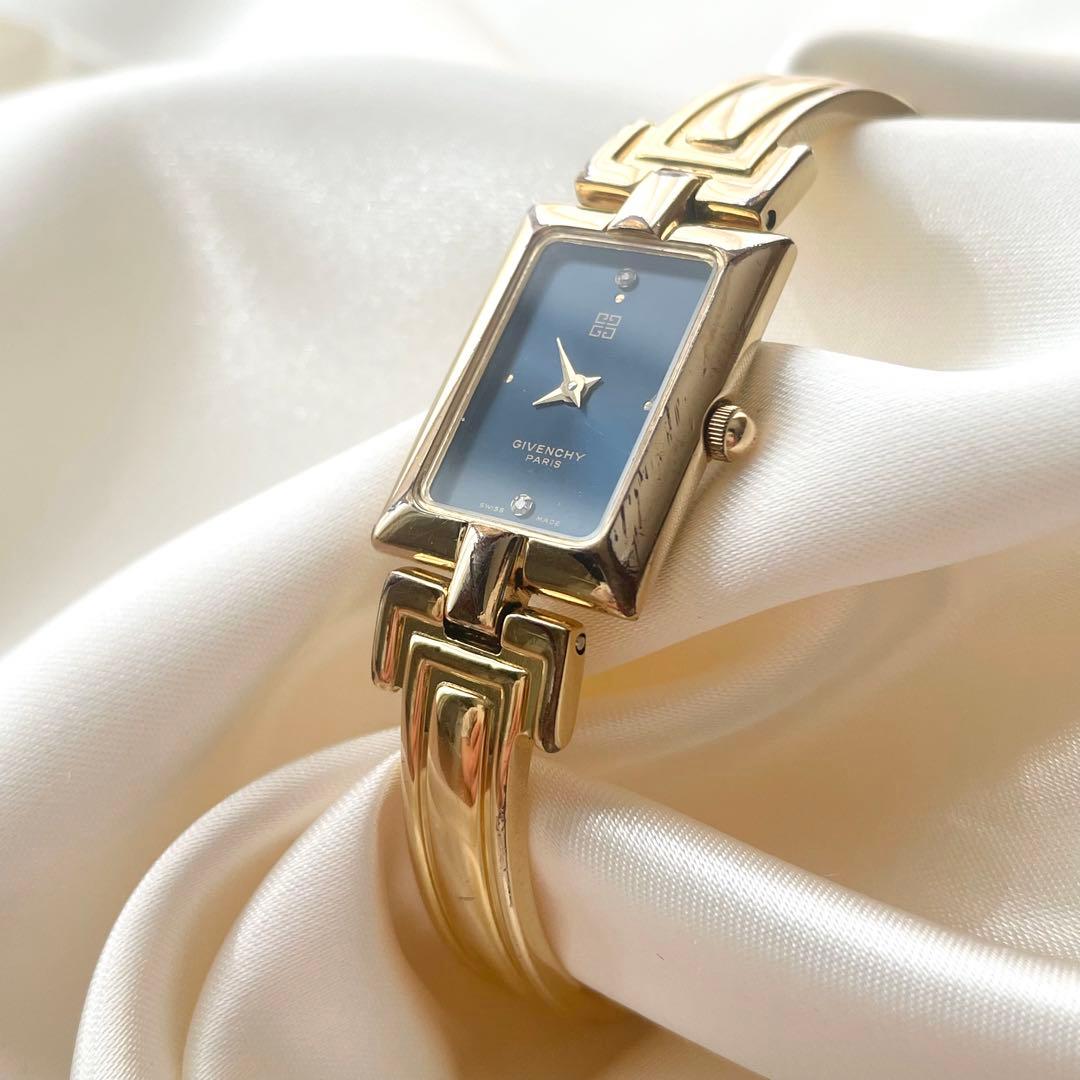 GIVENCHY ジバンシィ 時計 レディース バングル　2Pダイヤ ゴールド
