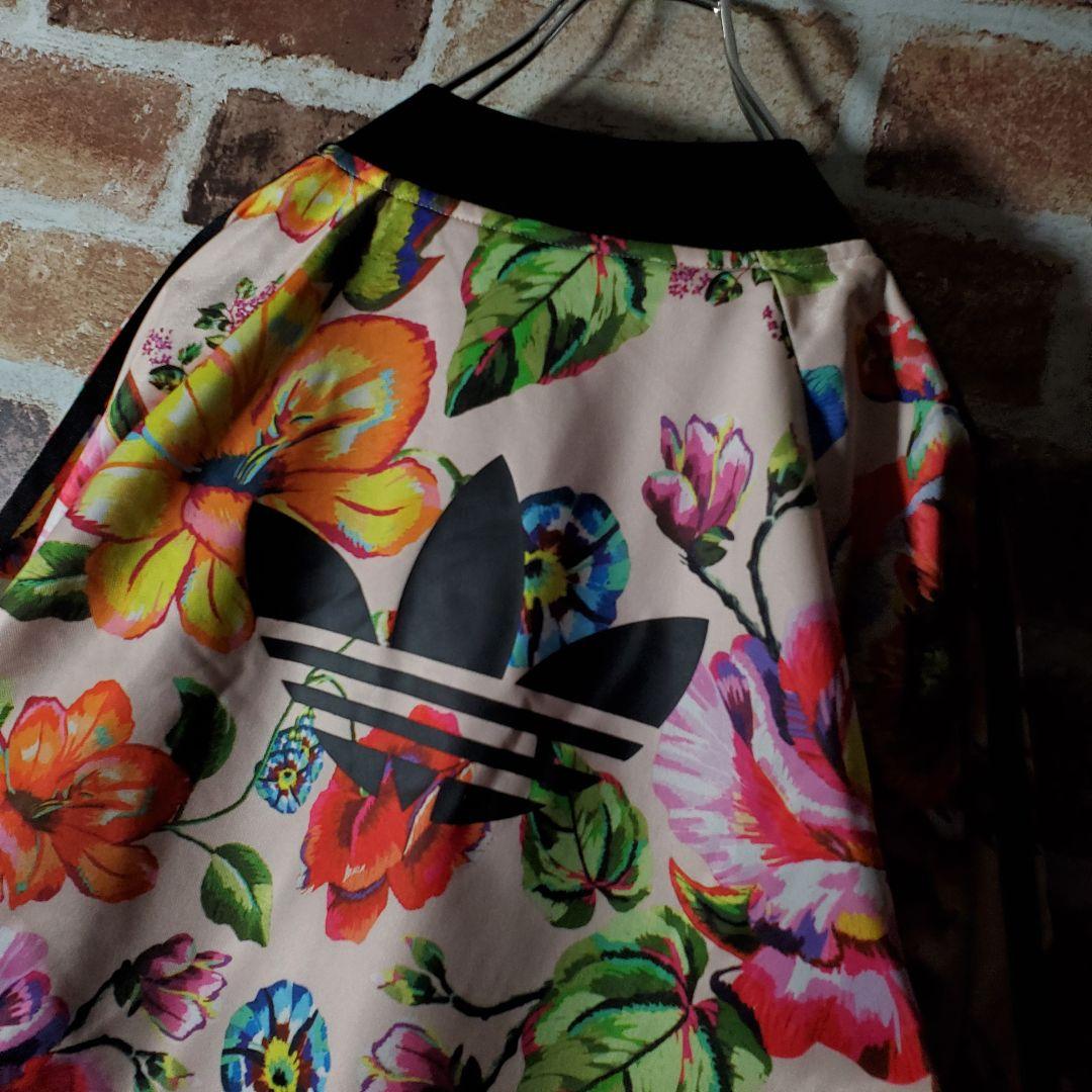 PAKAIAN adidas トラックジャケット 総柄 トレフォイル 花柄