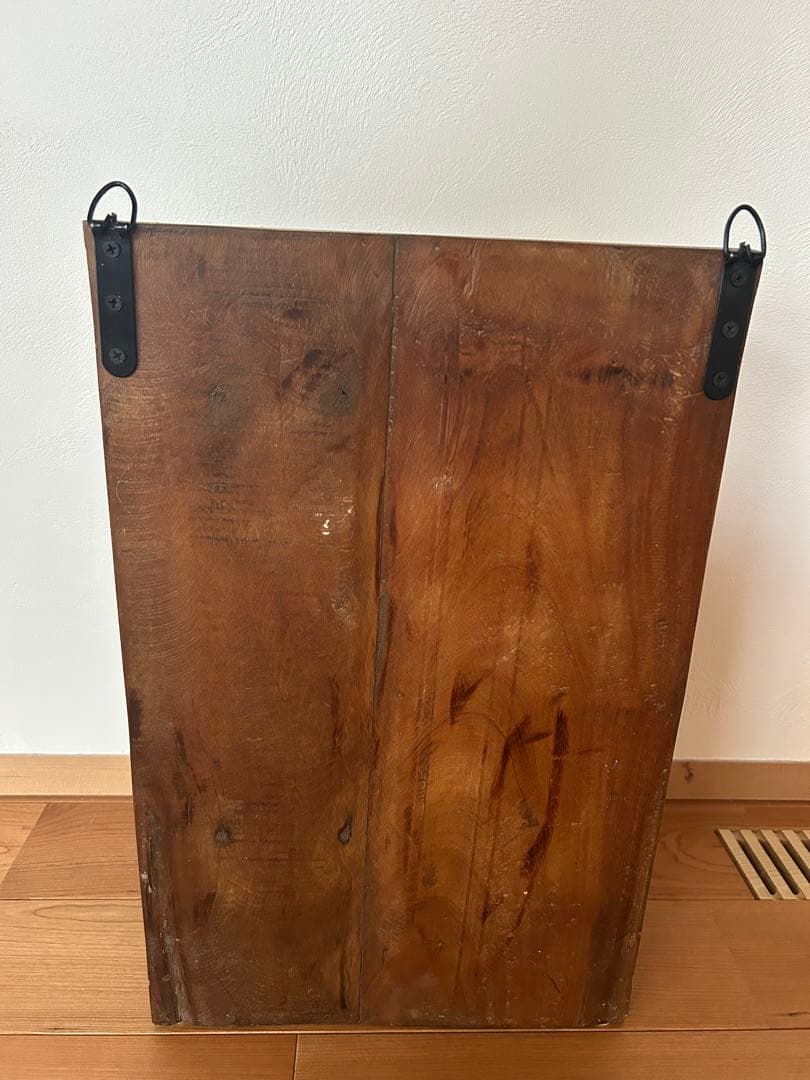 アンティーク 木製ウォールキャビネット（ガラス扉付き）