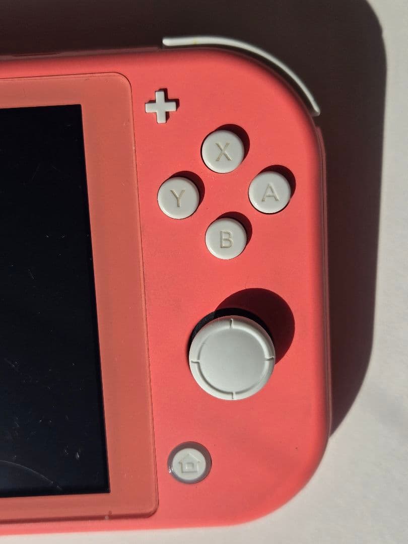 Nintendo Switch Lite コーラル（ケース・充電器付）