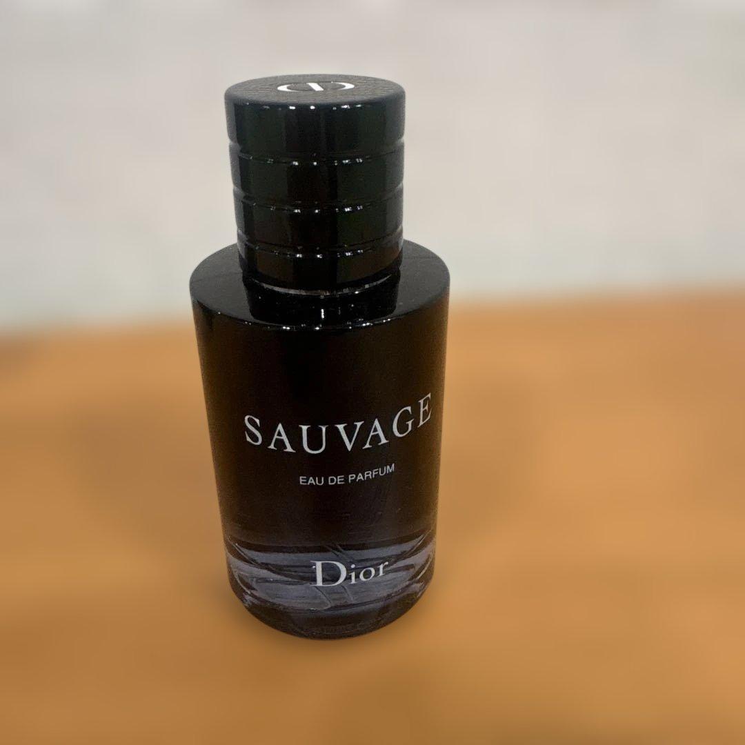 Christian Dior ソヴァージュ オードゥ パルファン　60ml