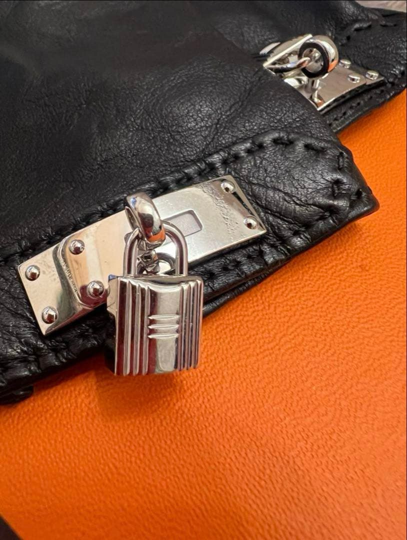 【美品】HERMES エルメス　ソヤ　手袋　ケリー　グローブ　黒