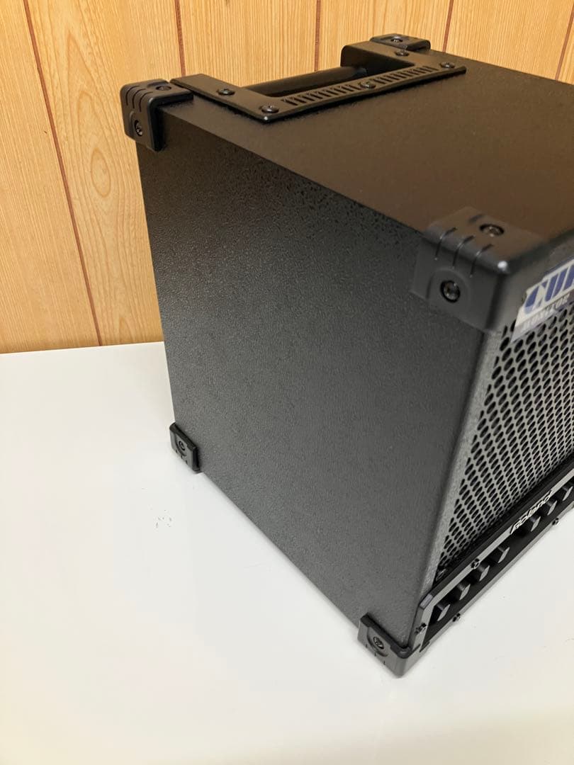 E03 Roland ローランド CUBE CM-30 モニタースピーカー