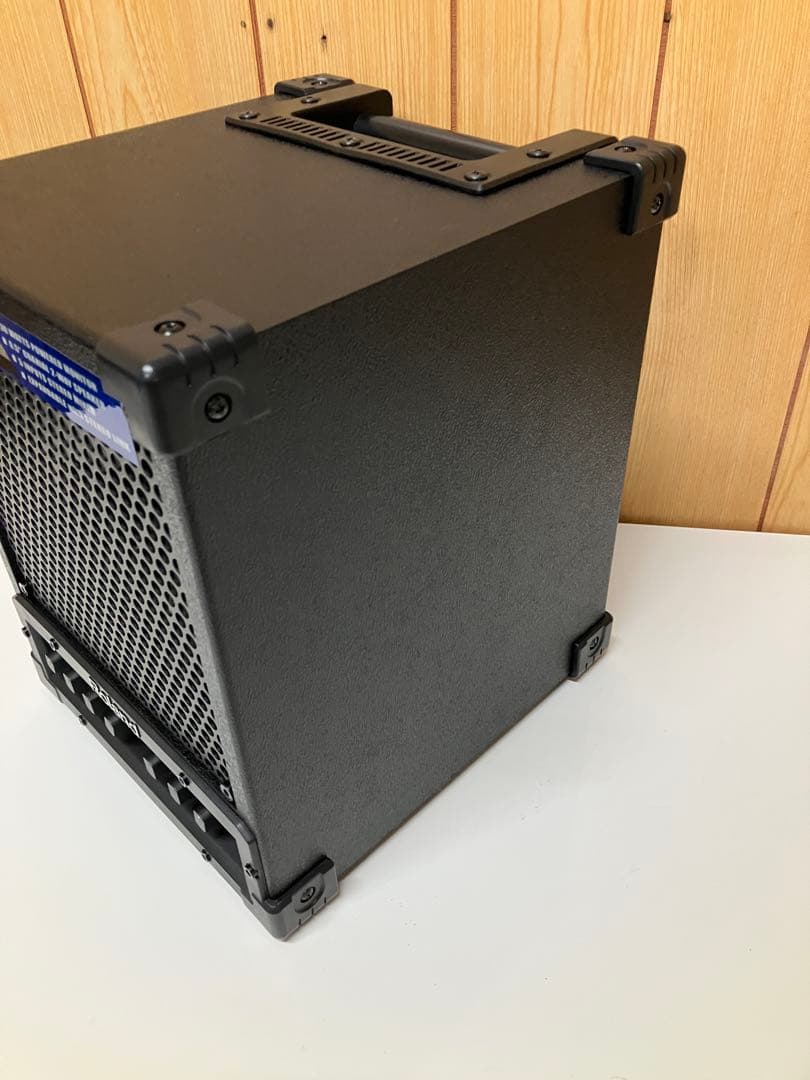 E03 Roland ローランド CUBE CM-30 モニタースピーカー