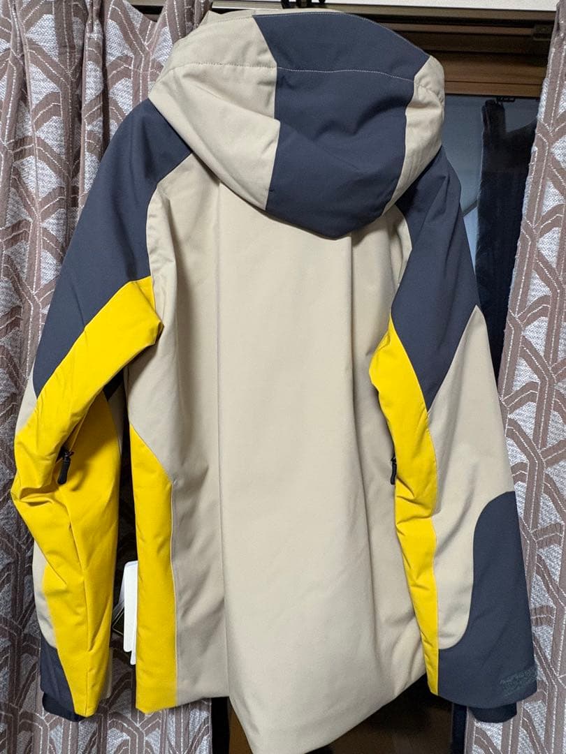 Phenix スキーウェア Thunderbolt Jacket L 新品