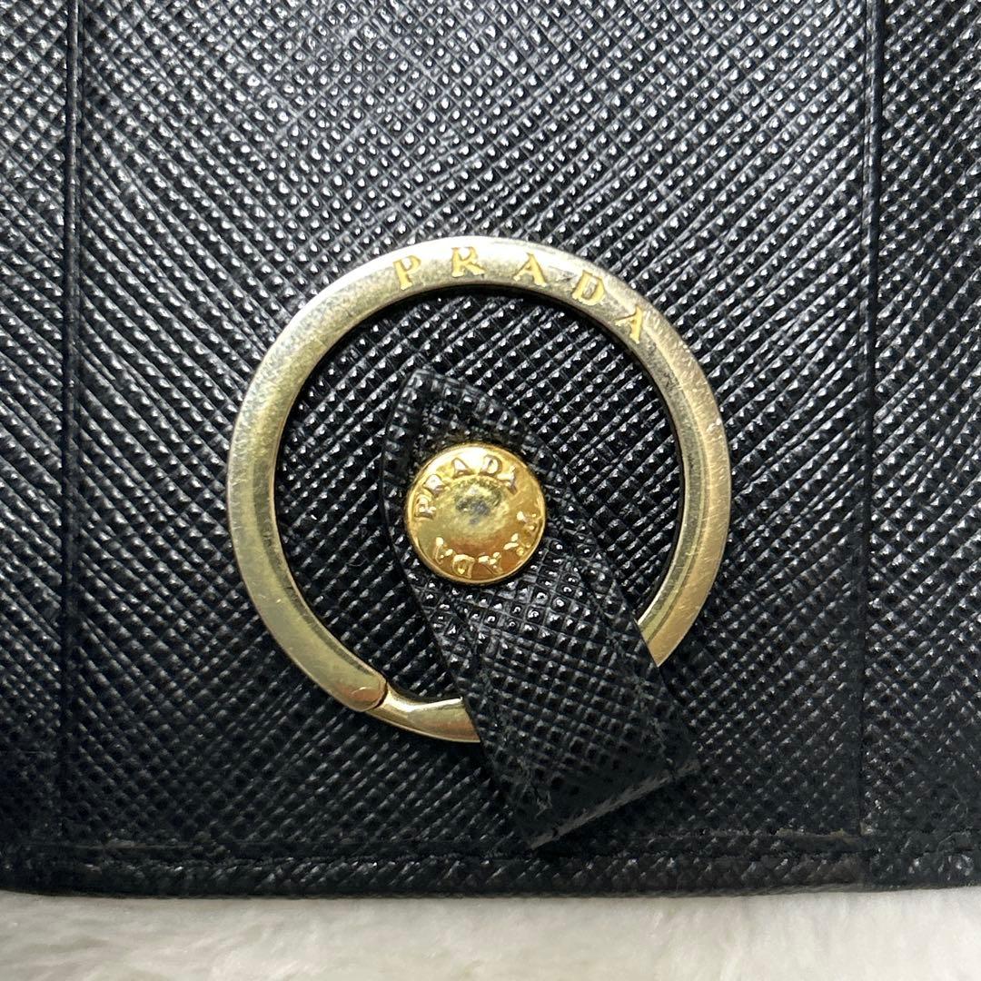プラダ サフィアーノ 6連キーケース ブラック ロゴ金具 レザー PRADA