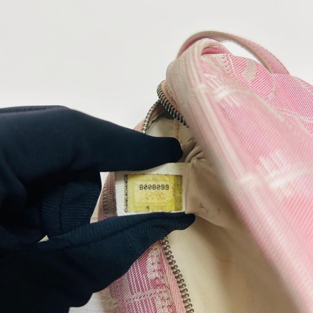 シャネル　 ニュートラベルラインイタリア製8008099