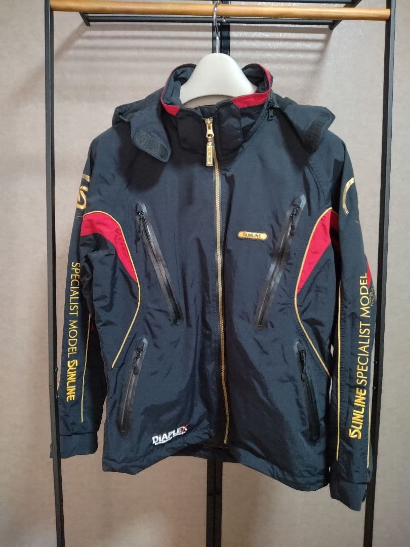 サンライン STW-1403 ステータス・ディアプレックスウォームアップスーツ