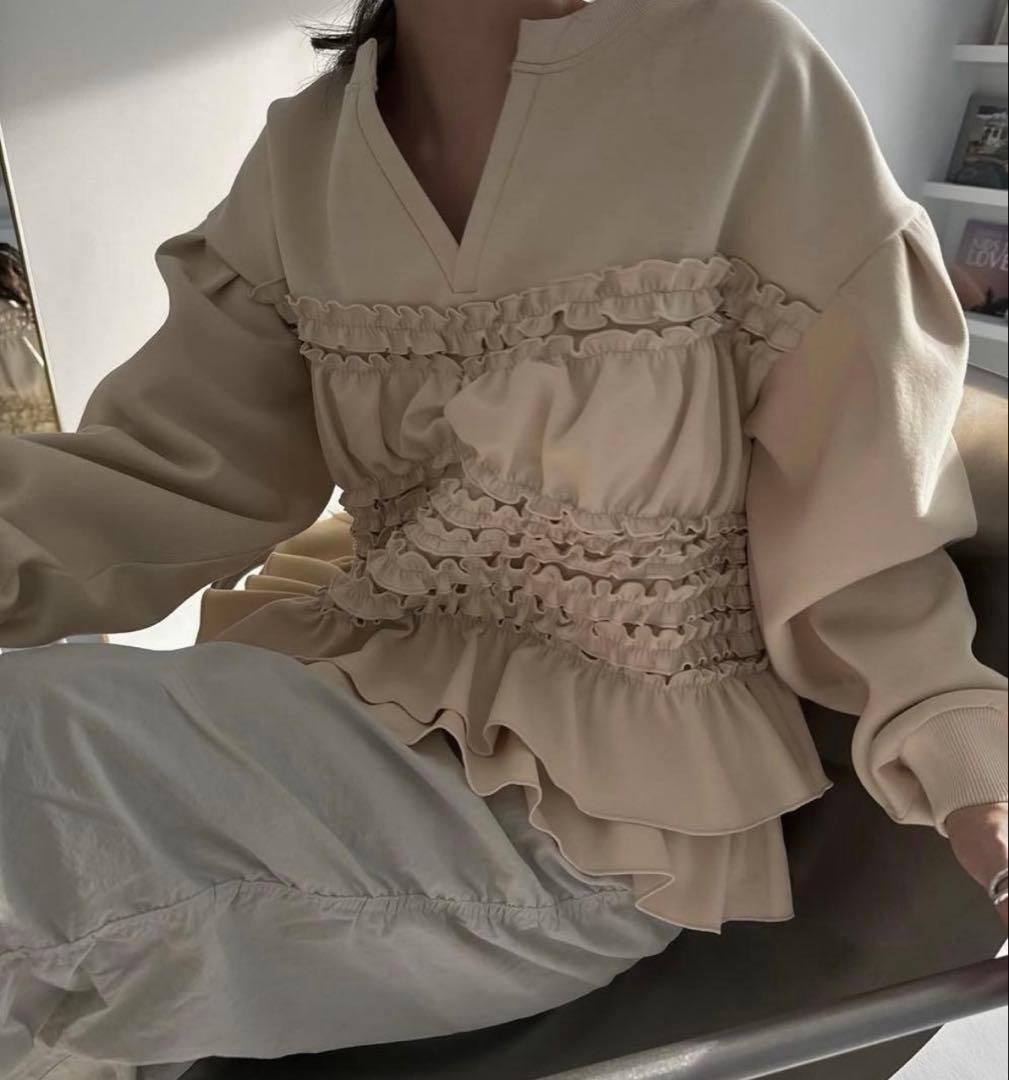 新品WILLFULLY/gather frill keynecksweatフリル