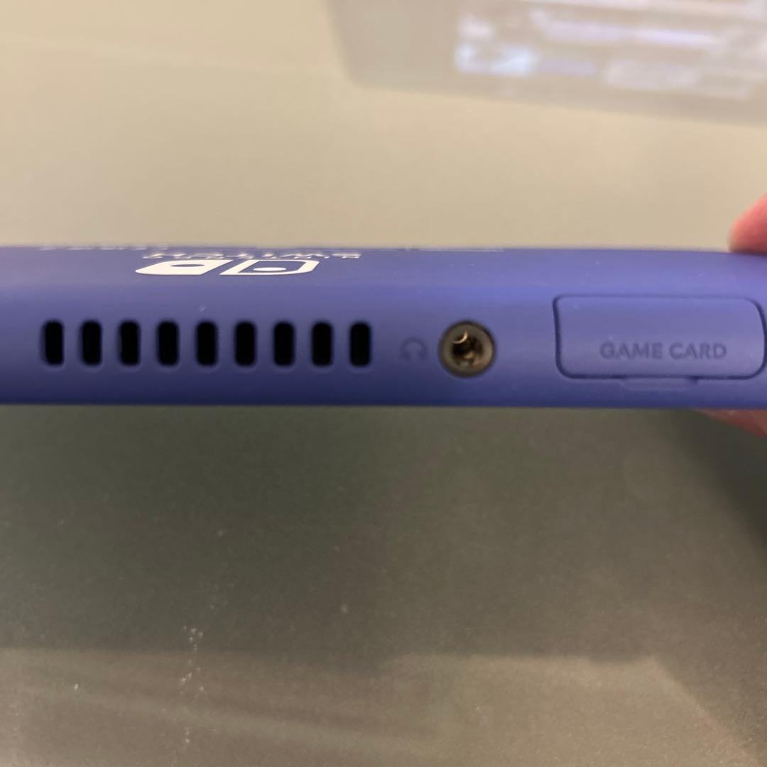 4*マ様 【SDカード64GBとケース付】Nintendo Switch Lit