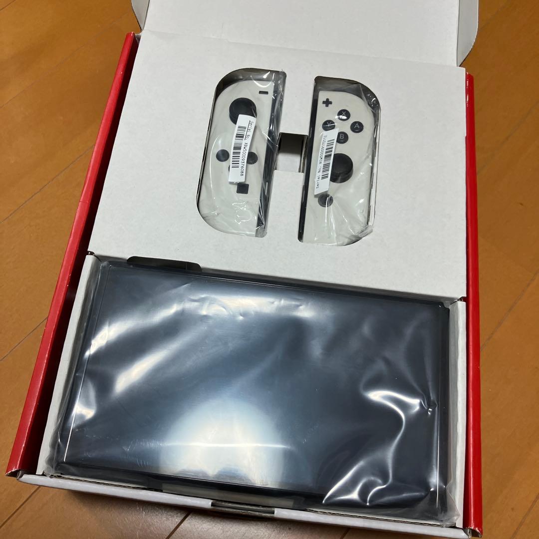【美中古】 Nintendo Switch 任天堂 スイッチ 有機ELモデル 白